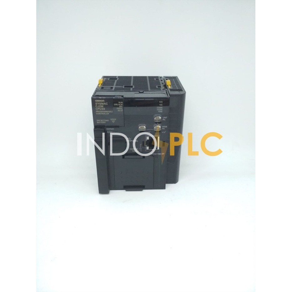 PLC OMRON CJ2M-CPU33