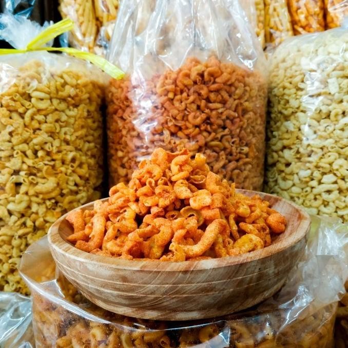 

SALE MAKRONI BANTAT ORIGINAL PEDAS DAUN JERUK PEDAS BALADO 1kg Termurah
