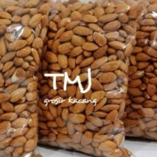 

Kacang Almond Panggang Kupas 1Kg (Roasted)