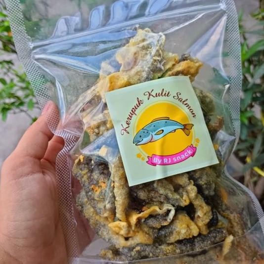 

Keripik Kulit Ikan Salmon Kemasan Pouch 110Gr Rasa Keju Gurih Dan Enak