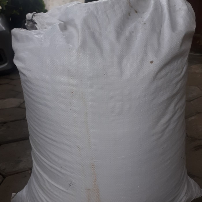 

Garam Krosok 25 Kg - Adelineez