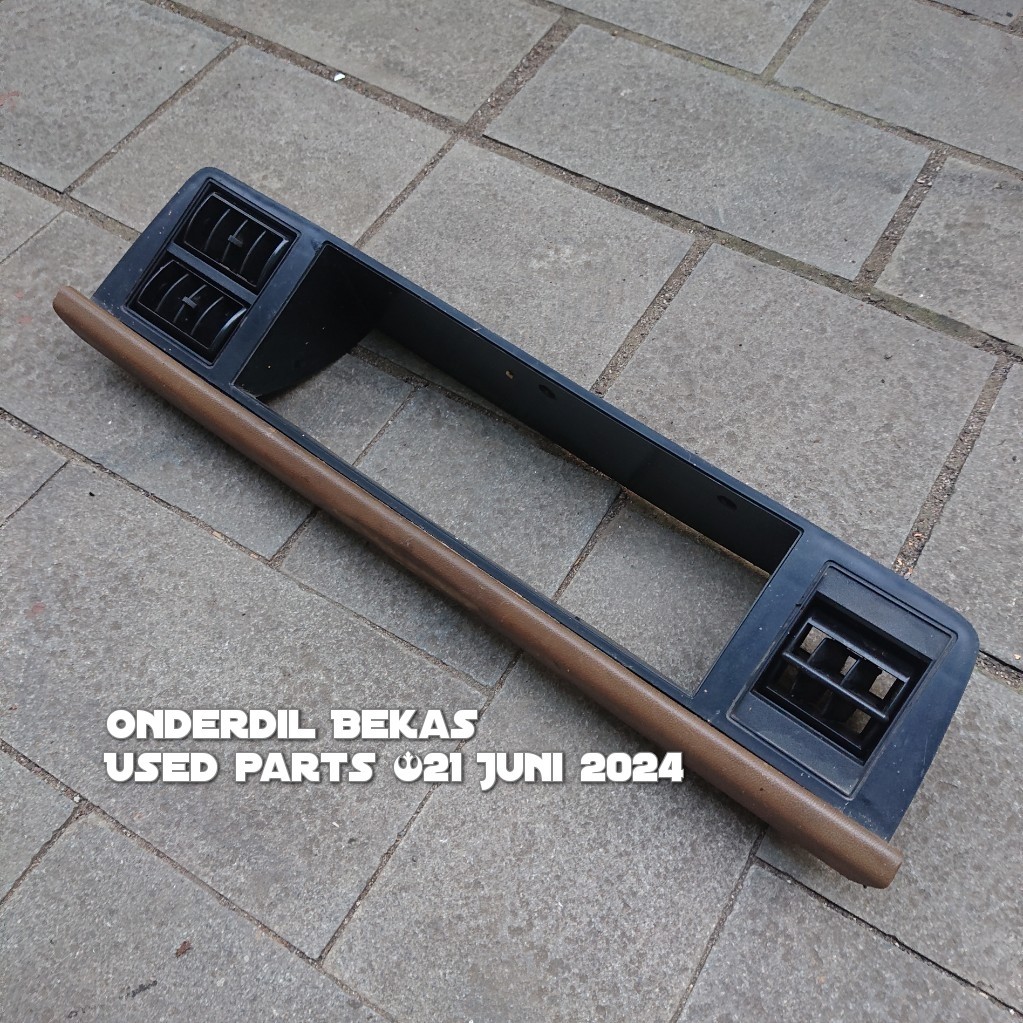 frame cover speedometer Daihatsu charade G10 tahun 1982