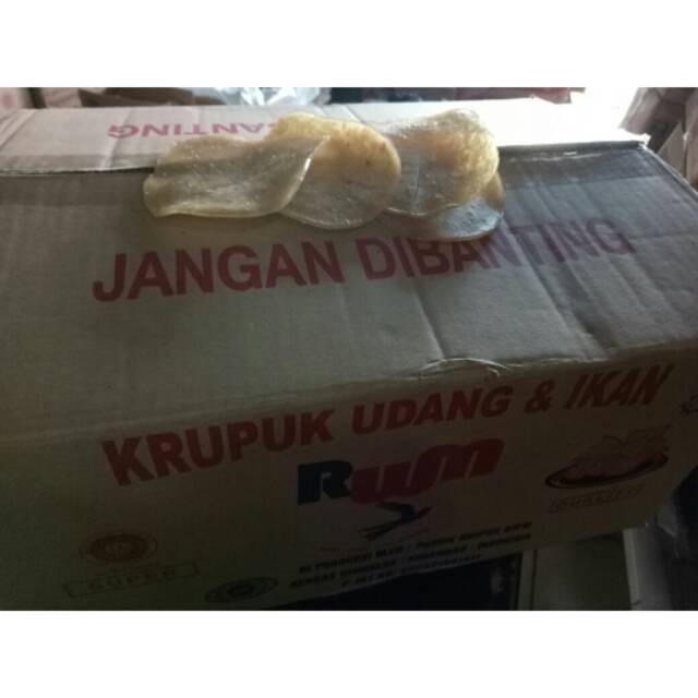 

Kerupuk udang besar rwm per dus isi 6kg