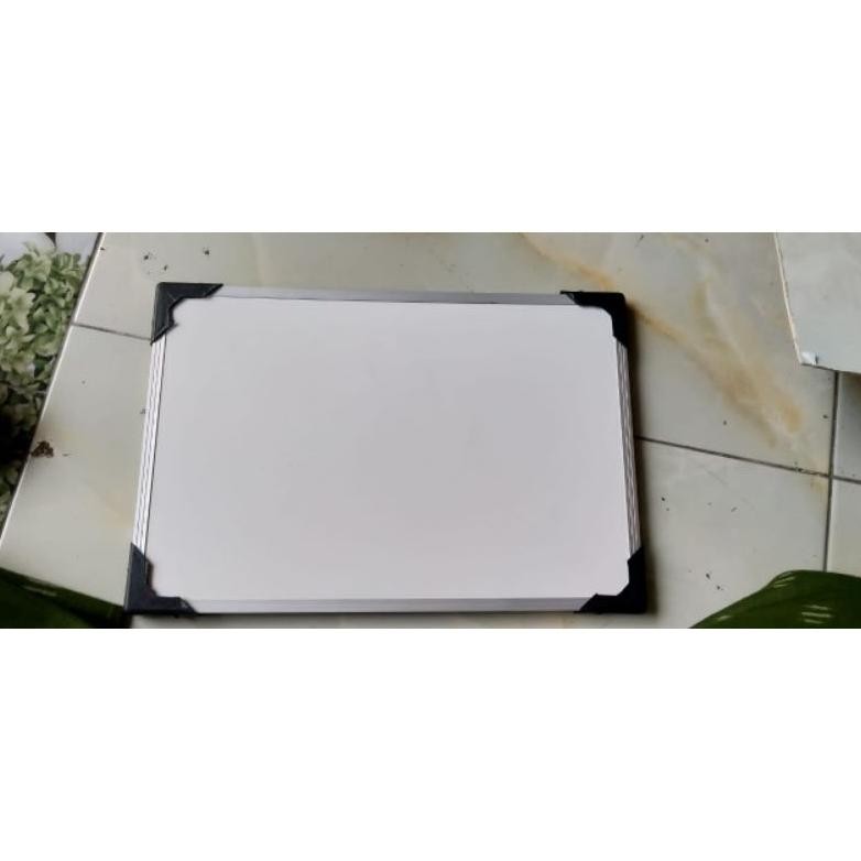 

Whiteboard dan Blackboard 2 fungsi ukuran 20x30 murah