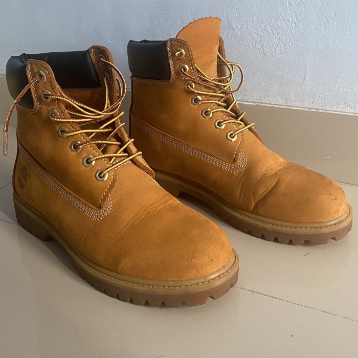 SEPATU TIMBERLAND BOOTS BEKAS