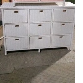 Lemari Laci 9 rotan sintetis