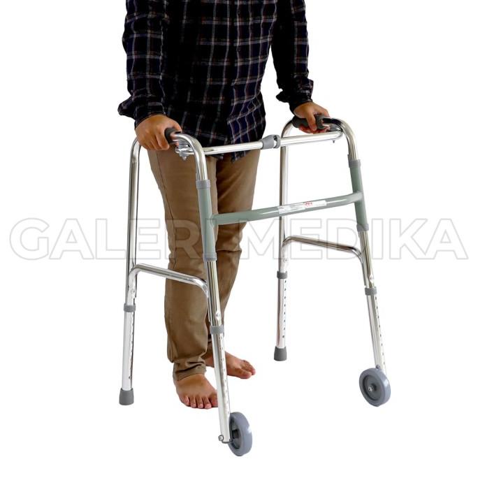 Walker Alat Bantu Jalan Dengan Roda - Gea Fs912L / Fs 912 L