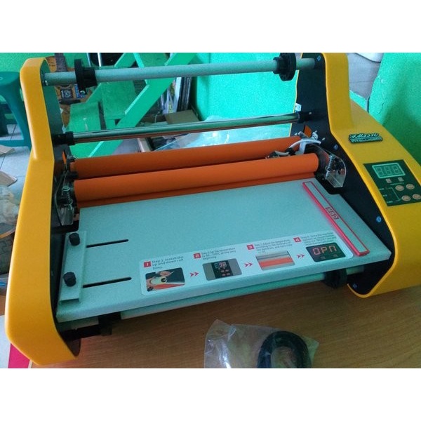 Mesin laminating roll FM 3510