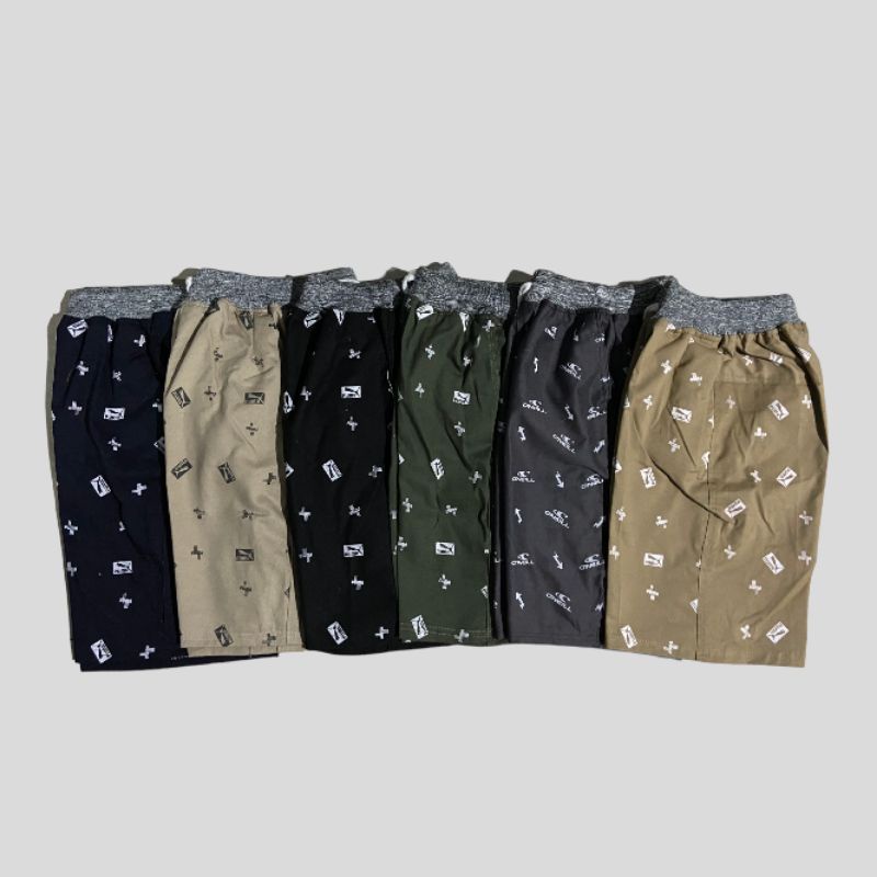 celana pendek chinos anak-dewasa motif