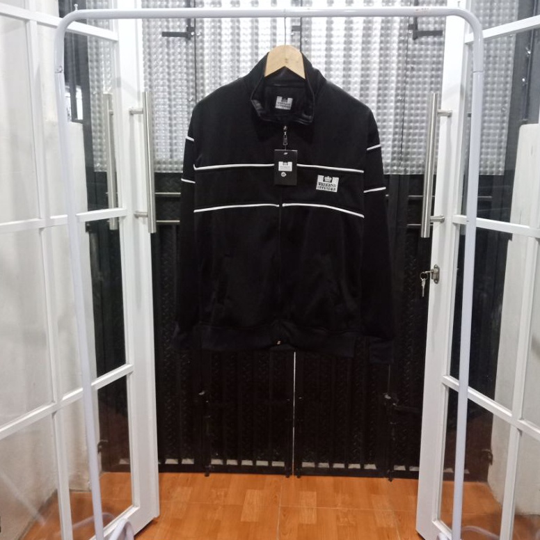 Di Borong yuk JAKET TRACKTOP WEEKEND OFFENDER BLACK 266