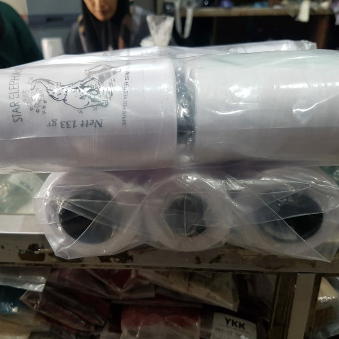 

BENANG JAHIT 5000 YARD STAR ELEPHANT ATAU LKM PER 6 ROL BESAR