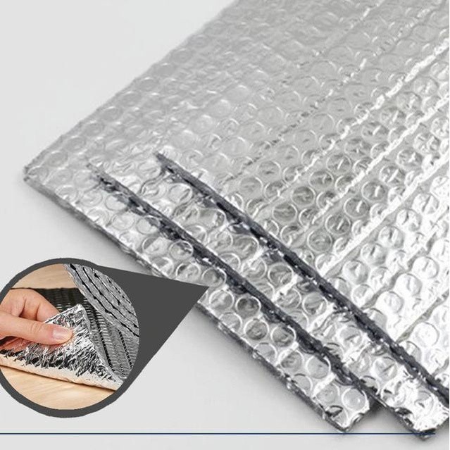 

Alunium Bubble Foil Double Peredam Panas Atap 120 Cm X 25 Meter