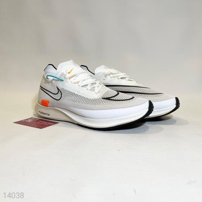 Nike ZoomX Streakfly White Black Photon Dust
