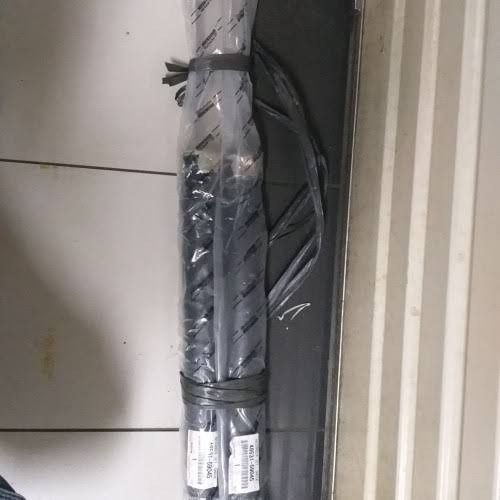 

Bestseller Shock Breaker Belakang Alphard Anh10 Mnh10 Anh15 Mnh15 1Set