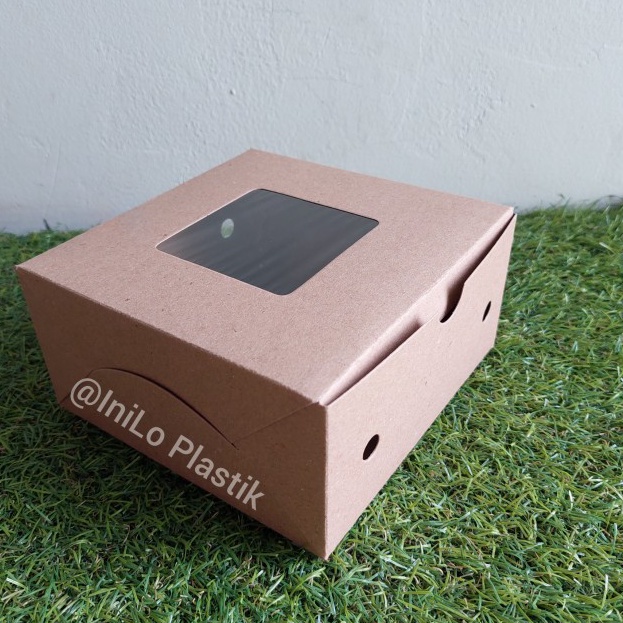 

Segera Dapatkan,, @1Pack Box Kraft Window 15x15x8 / Dus BK Square Full Laminating Dalam