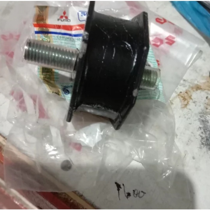 karet breket duduknya radiator mitsubishi canter turbo mitsubishi garansi sparepart