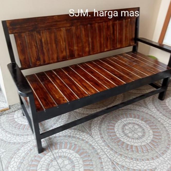 Kursi Teras Kayu Panjang Kursi Taman Wendraraditya