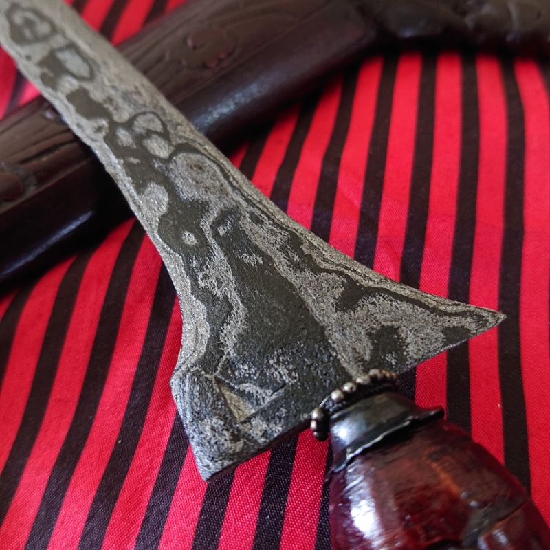 keris patrem Tilam upih gonjo iras