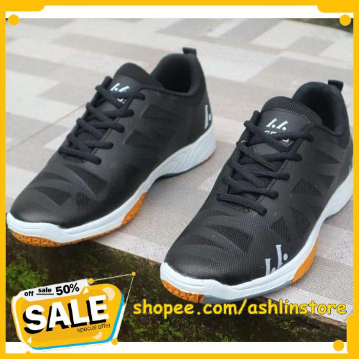 SEPATU SPORT BADMINTON /TENNIS LEFUS HITAM BEST PRODUCT