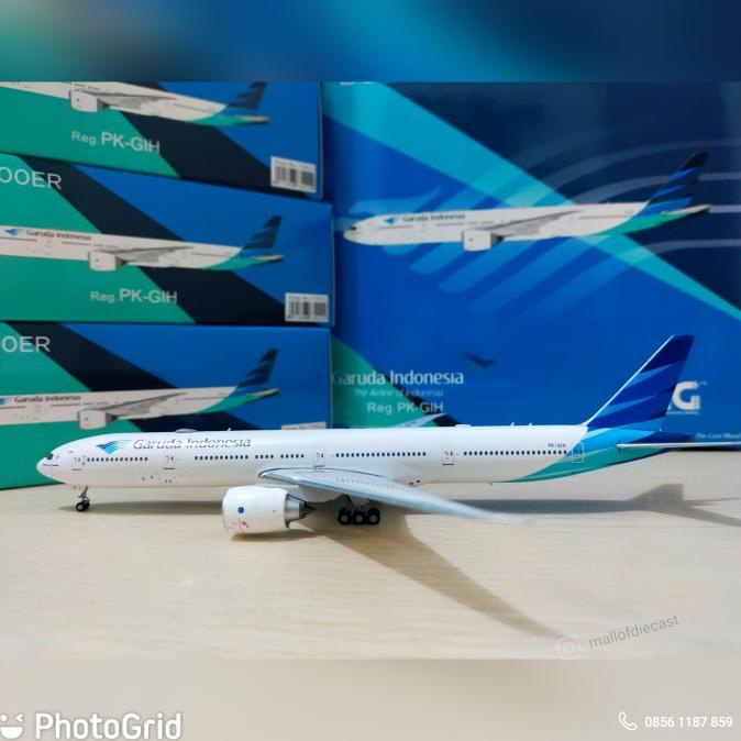 Garuda Indonesia Boeing 777-300Er Pk-Gih Ng Model 1:400