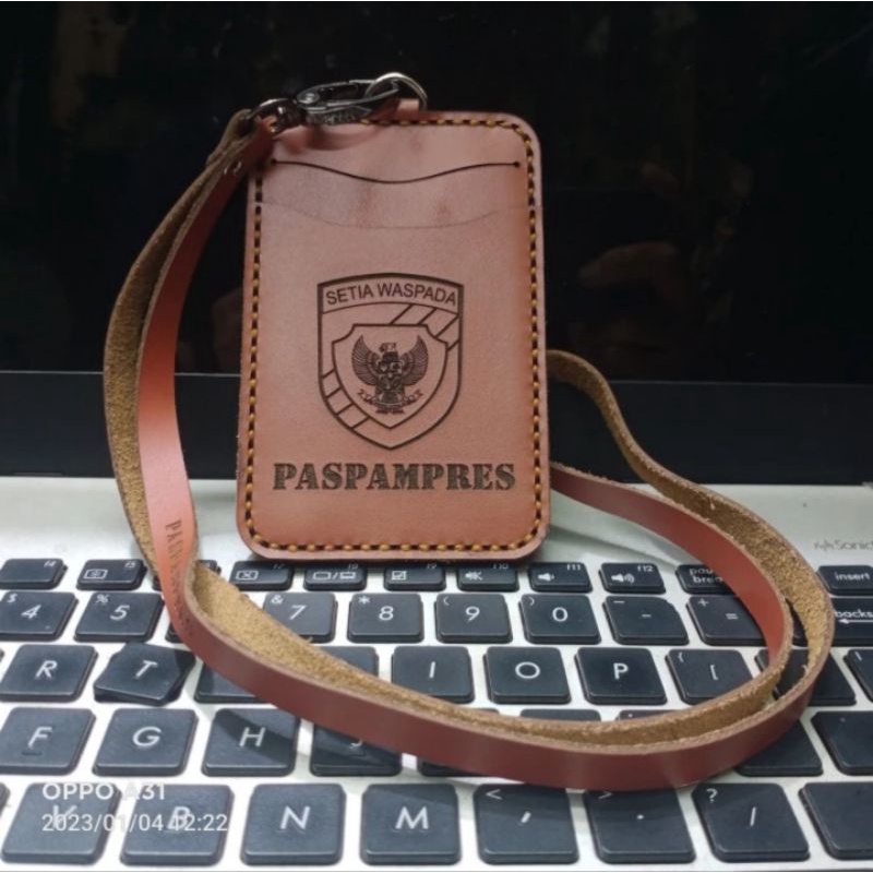 

HOLDER KALUNG ID CARD LOGO PASPAMPRES KULIT ASLI COKLAT BEST QUALITY PREMIUM