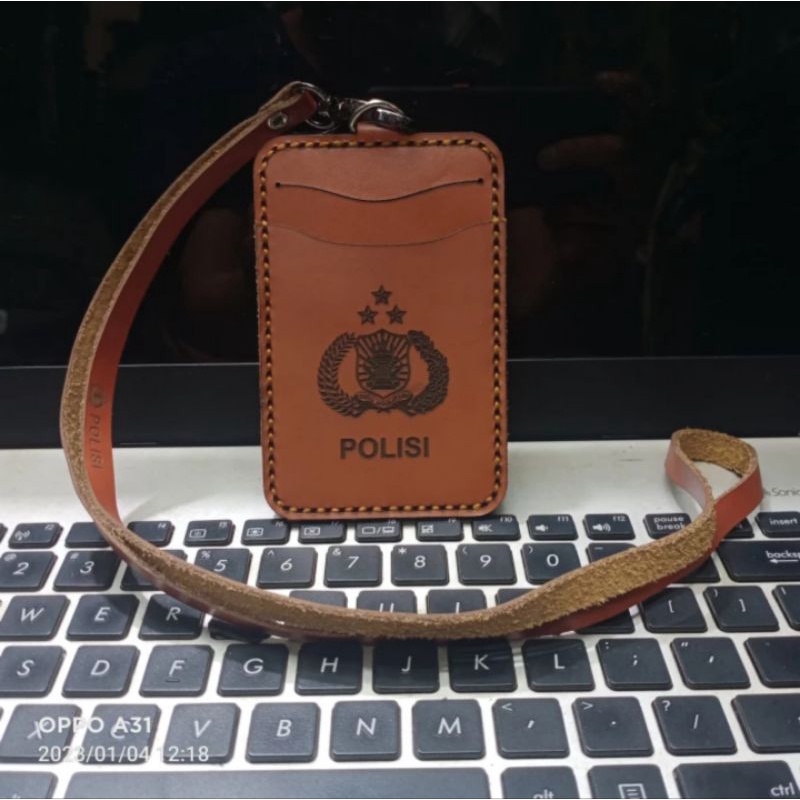 

HOLDER KALUNG ID CARD LOGO POLISI KULIT ASLI COKLAT BEST QUALITY PREMIUM