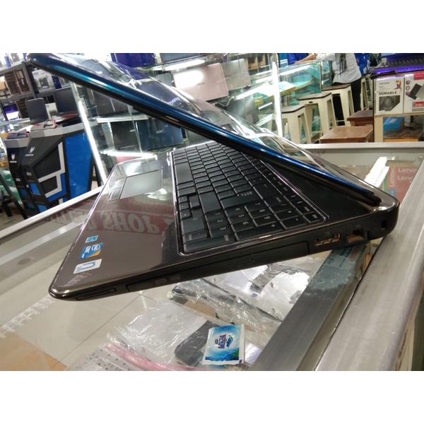 BARU Notebook Laptop Dell Inspiron N5010 Intel Core i3