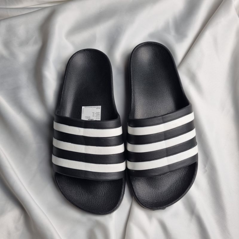 Sandal Adidas Adilette