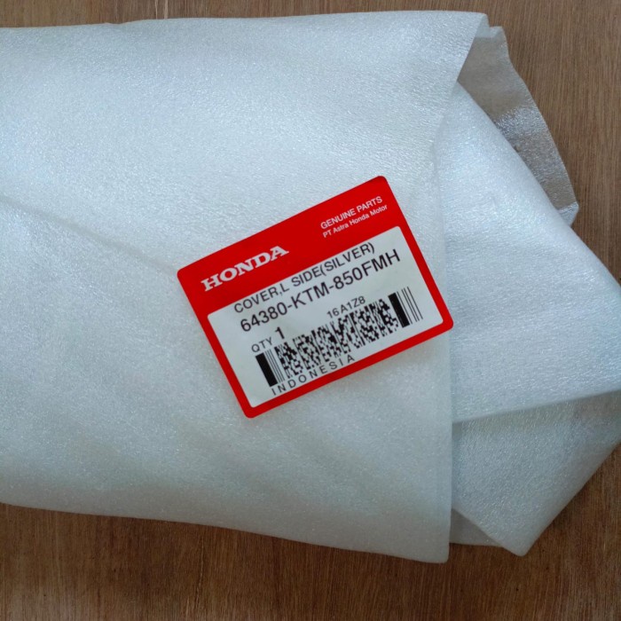 Cover L Side Silver Supra X 125 Injection ORI AHM 64380KTM850FMH ORIGINAL