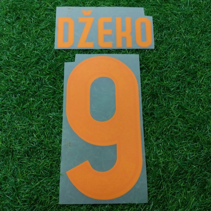 [New] Original As Roma 2015 - 16 Home Nameset Dzeko Diskon