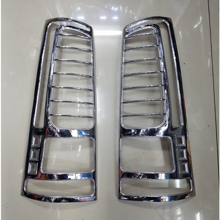 Garnish Lampu Depan Belakang Avanza 2006-2011 terbaik