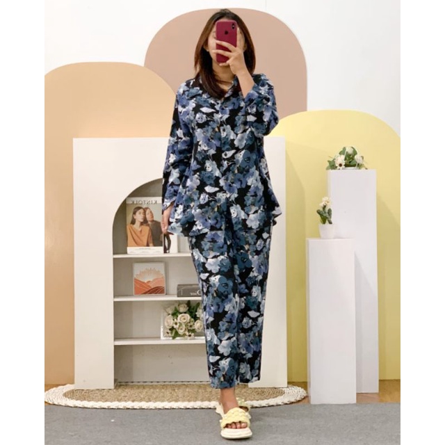 (BISA COD) ONE SET PAJAMAS SETELAN MOTIF TANGAN PANJANG WANITA . PAJAMAS LENGAN PANJANG . ONE SET RA