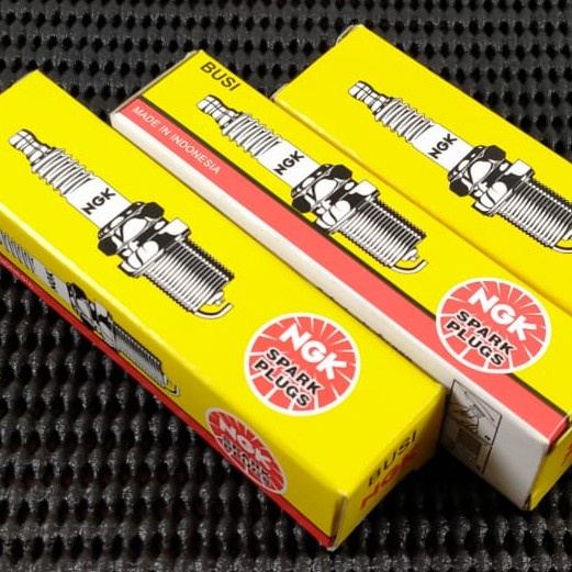 Busi NGK ZFR6K-11 Honda FREED JAZZ 2008 2009 2010 2011 2012 populer