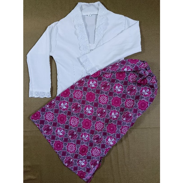 Setelan kebaya anak sekolah / Baju adat anak SD perempuan / Baju kebaya kartini
