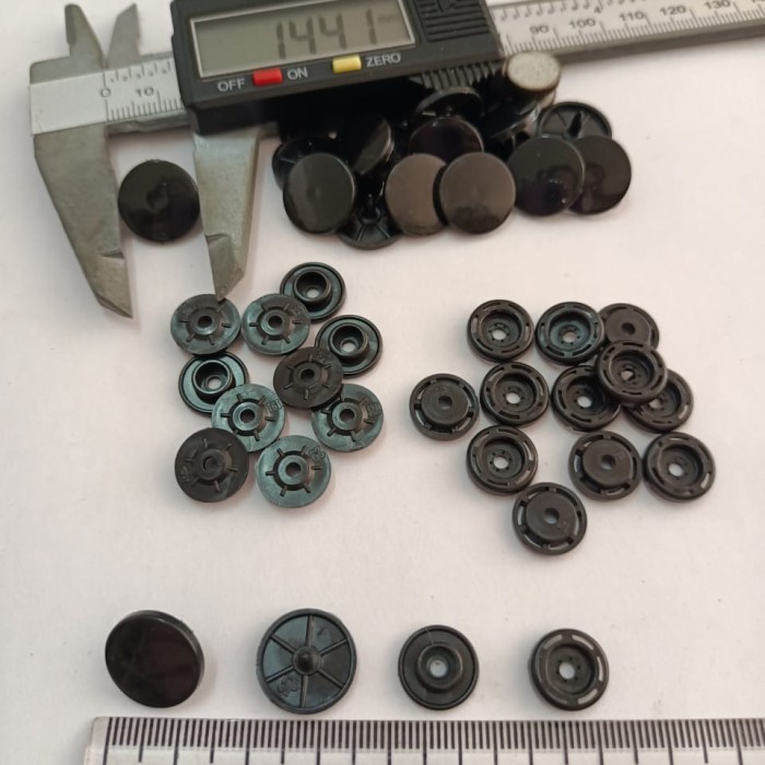 Kancing Cetet Plastik 15Mm / Kancing Cetet Plastik 1515 Hitam / 5Gross Berkualitas