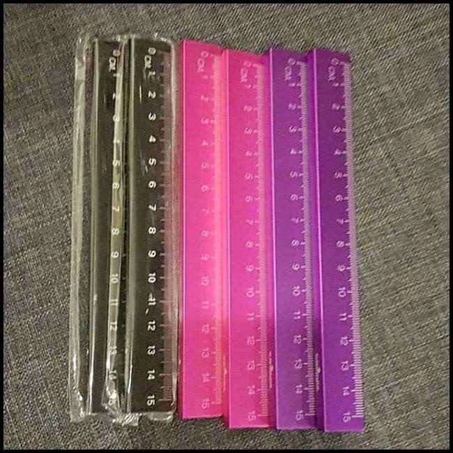 

DISKON SMIGGLE METALLIC RULER 15CM - PENGGARIS BESI SMIGGLE