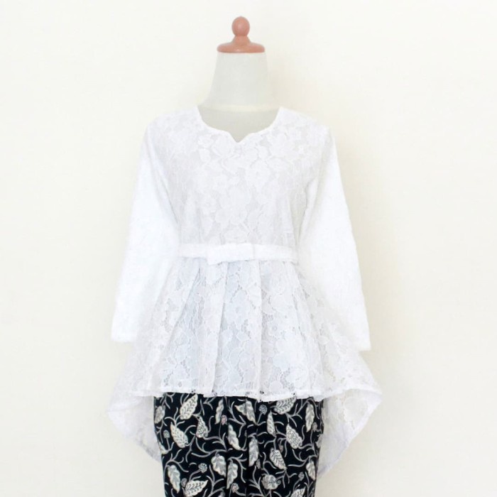 Atasan Kebaya Modern Brokat Aira Putih Dan Lainnya