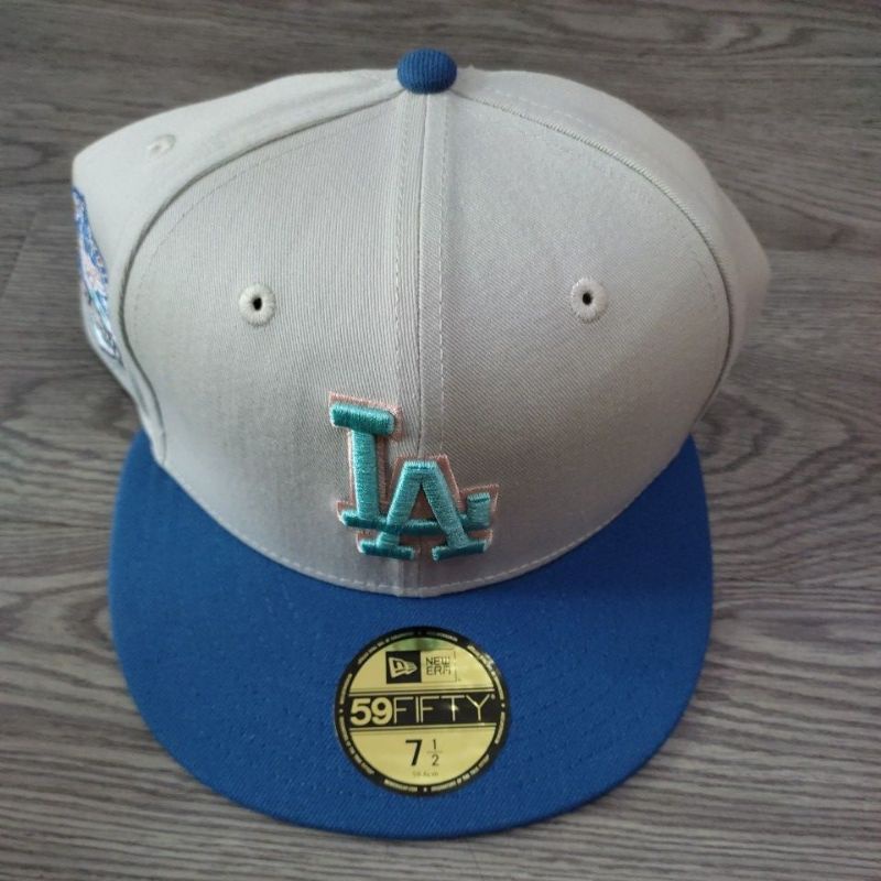 Topi New Era 13704917