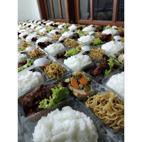 

Nasi capjai ayam kecap @15.000 MINIM ORDER 20pax