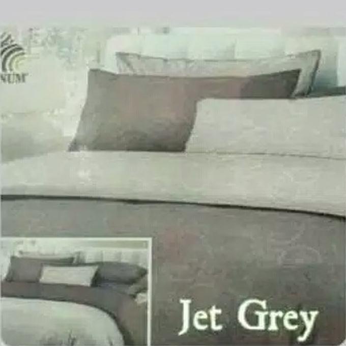 Bedcover Set Platinum Embos Bolak Balik Jet Grey 180X200X30&160X200X30 Vanilawhitemar
