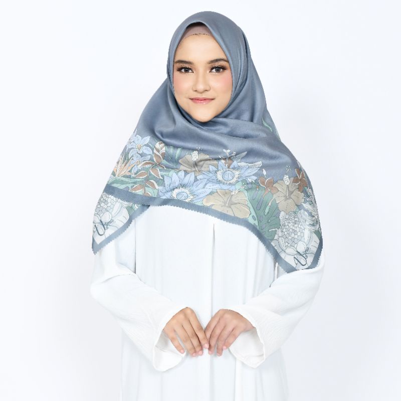 UJMA HIJAB - Hijab Segiempat Motif Nasywa Grey Series Terbaru