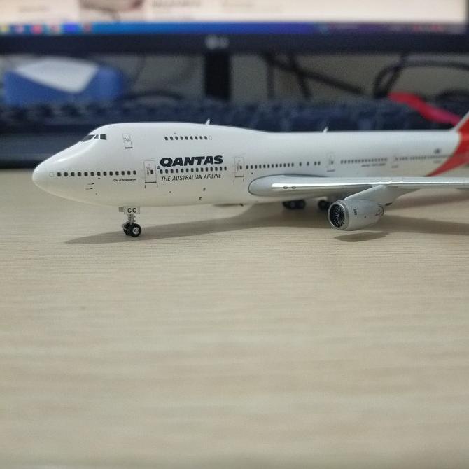 Qantas Boeing 747-200 Vh-Ecc Phoenix 1:400