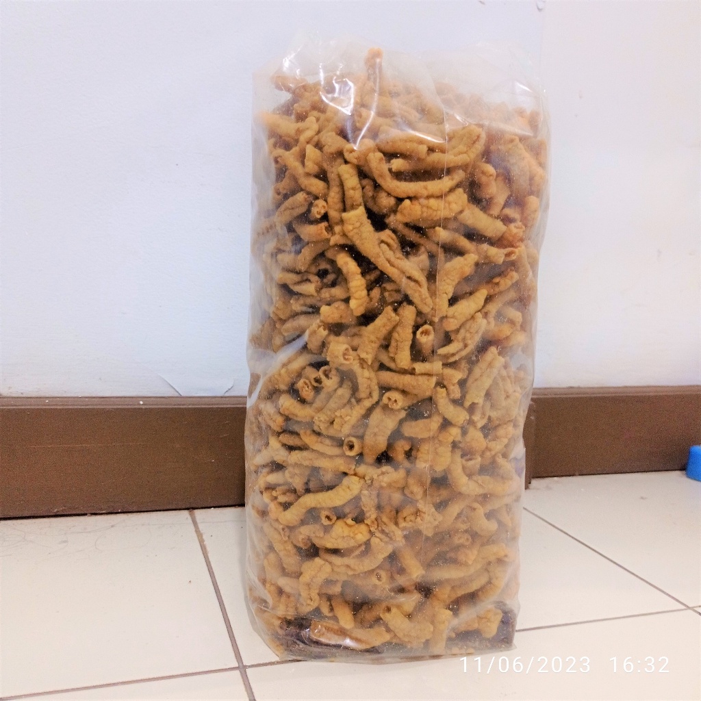 

Grosir Keripik Usus Ayam Crispy 1kg Kiloan Krispi Kripik Pedas Grosir Non COD