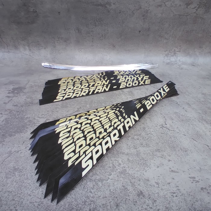✅Sale Sticker  List Trim Spartan - 200Xe _x000D_
Original_x000D_
Nos _x000D_
For Vespa Spartan Limit