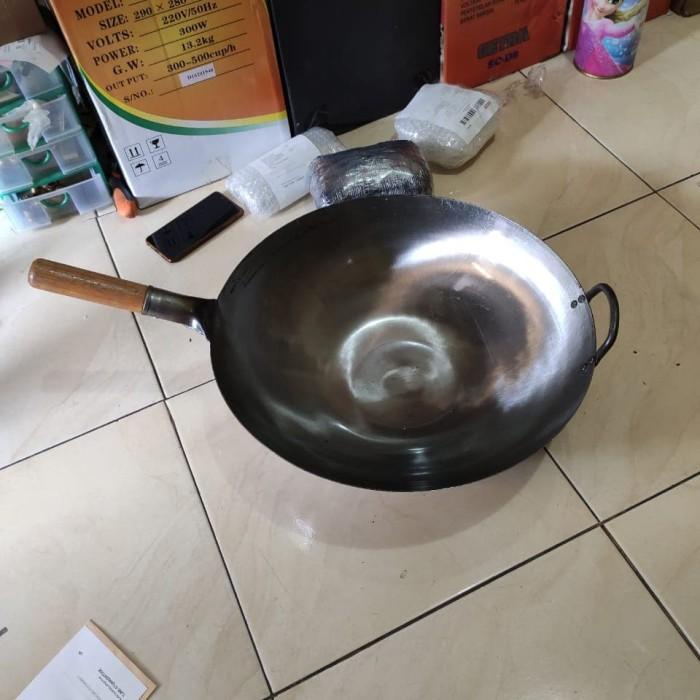 WAJAN/KUALI/ WOK/ WAJAN PLAT BAJA PUTIH 45CM GAGANG LURUS