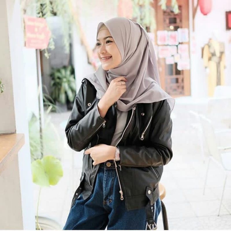 JAKET KULIT CASUAL JAKET KULIT CROP WANITA / JAKET KULIT RAMONES ROCK N ROLL