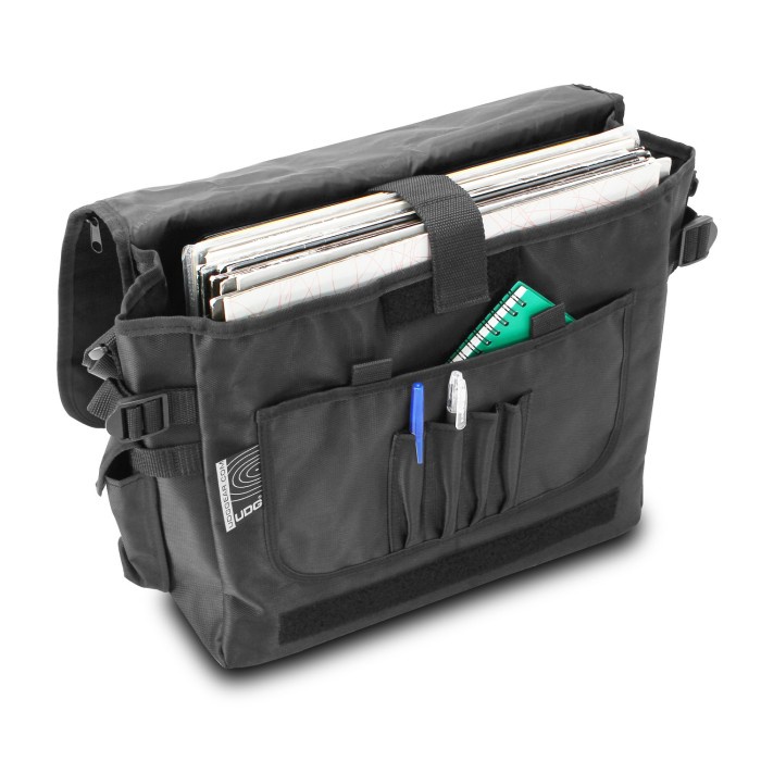 ✨Sale Udg Courier Bag Black  Udg Courier Bag Bisa Sameday