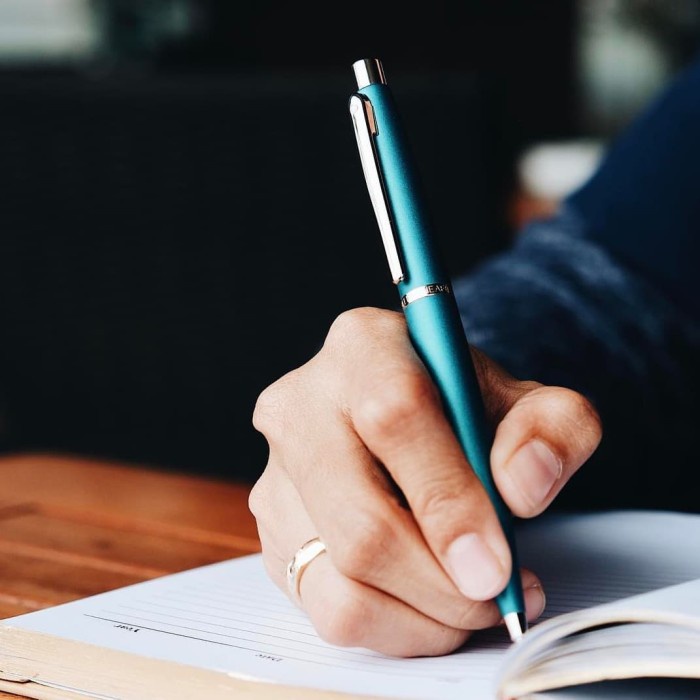 

✨Sale Sheaffer® Vfm Peacock Blue Ballpoint Diskon