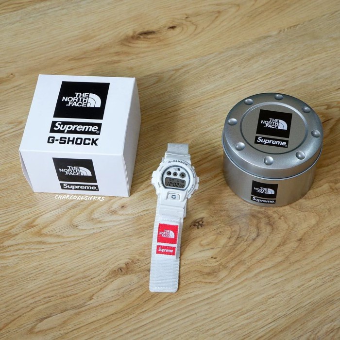 ✅Ready Supreme X The North Face X G-Shock Gshock White Fw22 Diskon