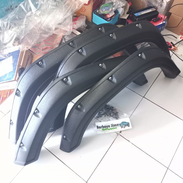 Promo Pender Katana Over Fender Jimny Kotak New Bahan Karet Kualitas Bagus